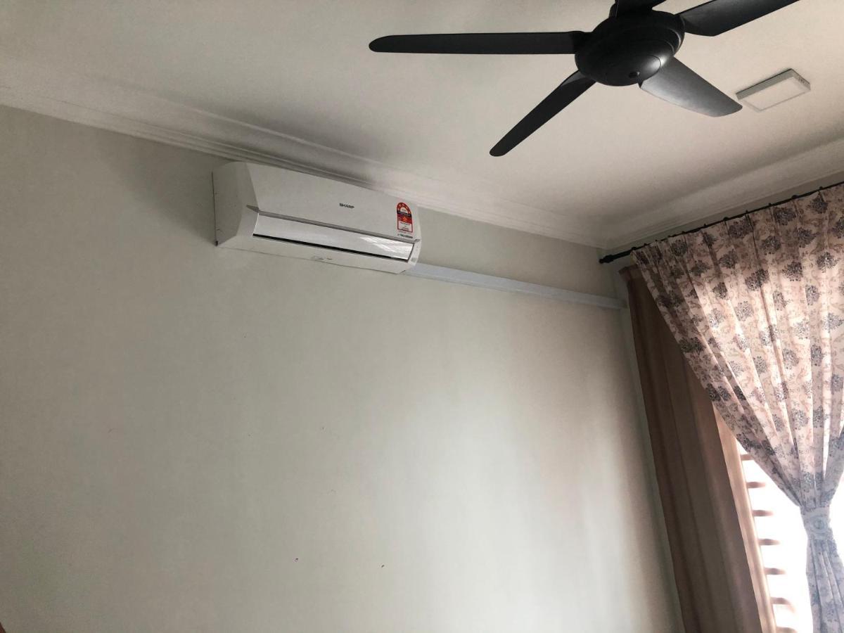 Seroja Homestay Malacca ภายนอก รูปภาพ